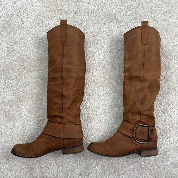 “Ruckuss” - Picture 7 of 15